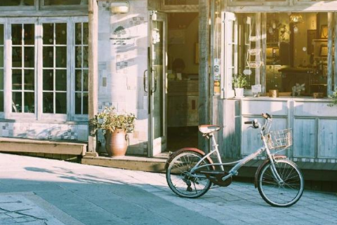 2017男孩微信网名、相信是爱的原则