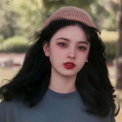 有点古灵精怪的四字抖音网名女--独酌花间酒 