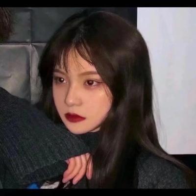 带烟的微信名_我是两黑
