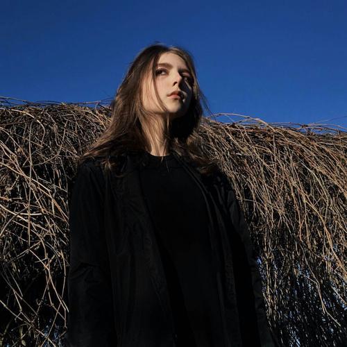 青春网名_叼根香烟吻你b