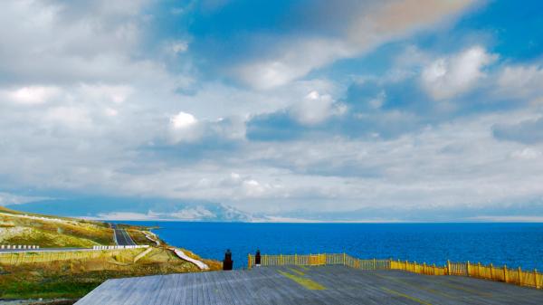 七夕情人节孤独的说说 **我们在星光中走过