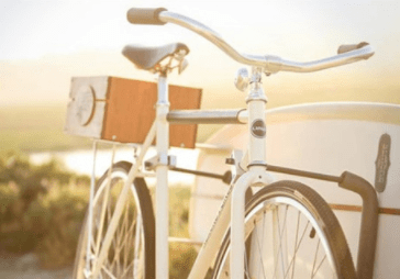 形容腊八节祝福语简短 腊八节，“粥福”到。