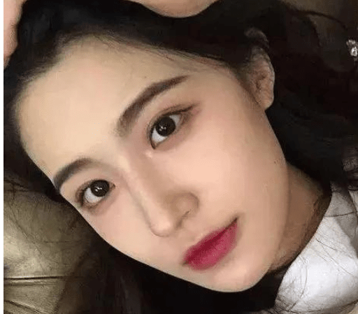 雨水落在车的玻璃的说说