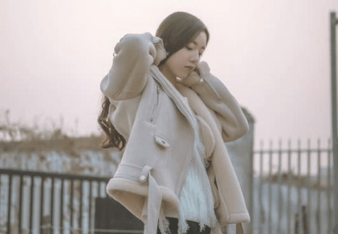 小年说说糖瓜粘 小年到，愿你阖家幸福