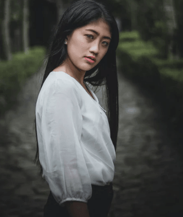 春分顾客祝福语、**春分时节，大地苏