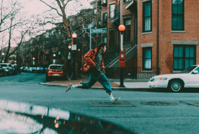 官方一点的元旦祝福语--朝着太阳生长，做一个