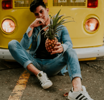 元旦订婚祝福语大全 **订婚的时刻记录了