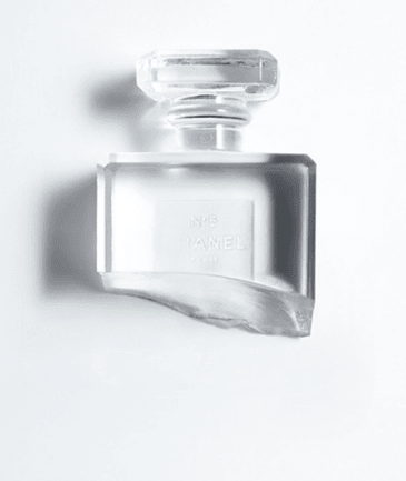 2021微信伤感女生网名英文带翻译--咸蛋超re