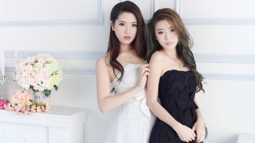 复活节英语说说、**如同掀起的花瓣，