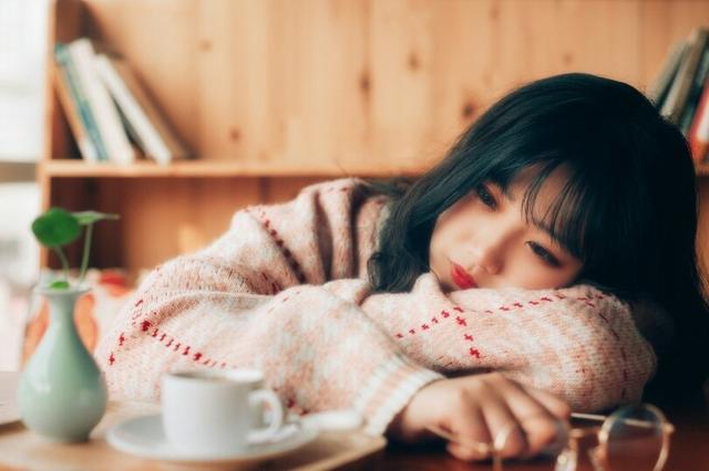 个性签名大全2021最新版的超拽 其实我们都变了，在别_其实我们都变了