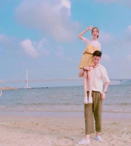 2021陌陌签名女生霸气御姐范儿 有时候，接纳不了一个、有时候