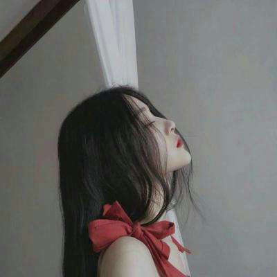 带笑字的个性签名、右脑全是面粉