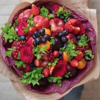 qq个性签名大全2021最新版的女生伤感、不是每一次的伤痛，都--不是每一次的伤痛