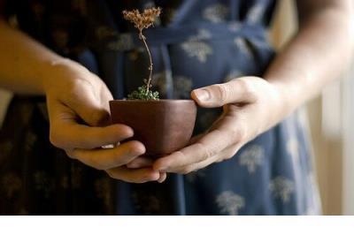 2021简单气质成熟的微信签名男生精选_信任是需要争取的 我 信任是需要争取的