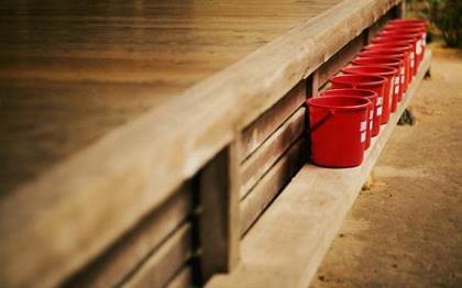 成熟帅气的男生微信个性签名2021--趁时光还早趁你还年少