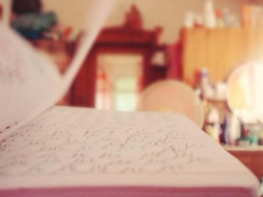 甜蜜幸福的qq签名大全2021_努力的复制幸福