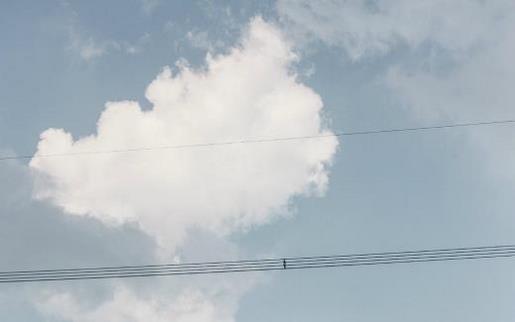 心情不好的伤心签名经典语录2021--男人你不许离开我。