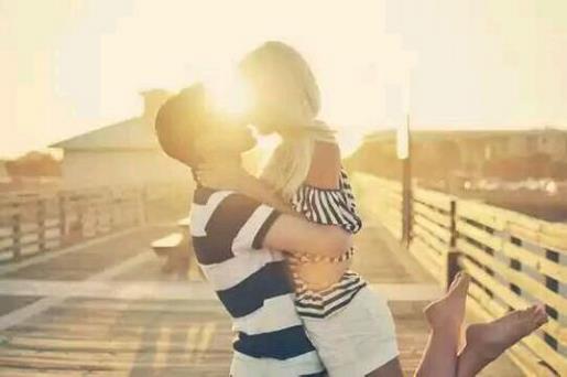 女生文艺简单的扣扣签名2021 何况是你？