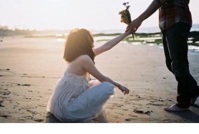 很生气的2021女生伤感签名最新版的_了解你的外表