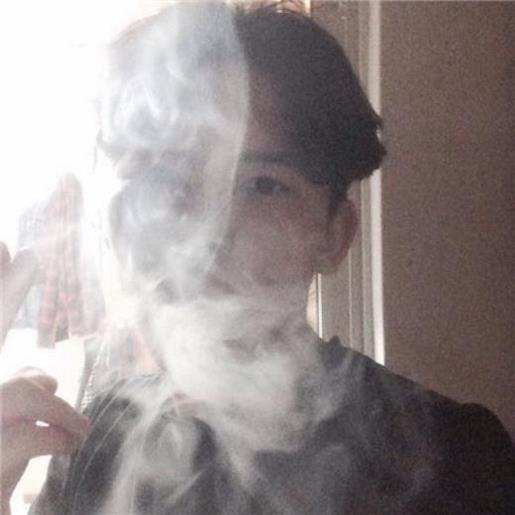 2021年最牛最霸气的签名大全、夜深了